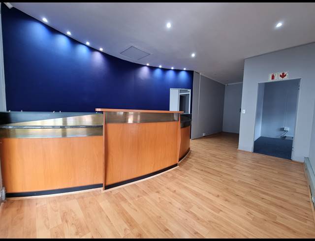 185M² OFFICE RENTED IN CENTURY CITY
